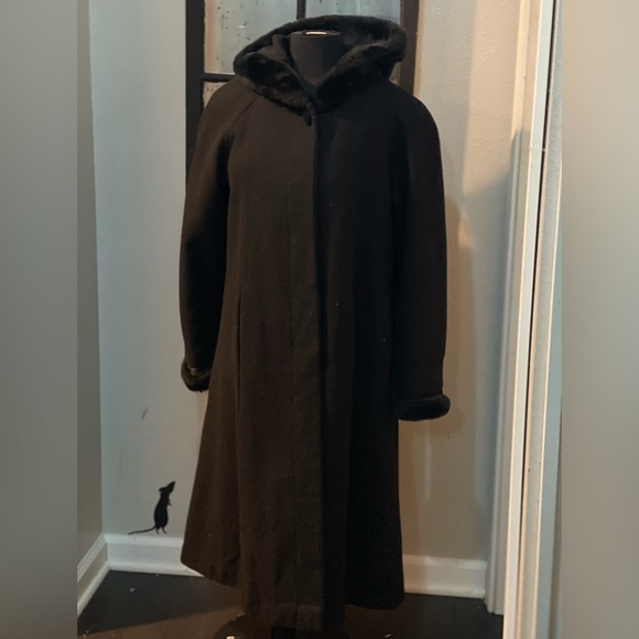 Trilogy collection vintage dress coat size (s) or (m) - Picture 3 of 3